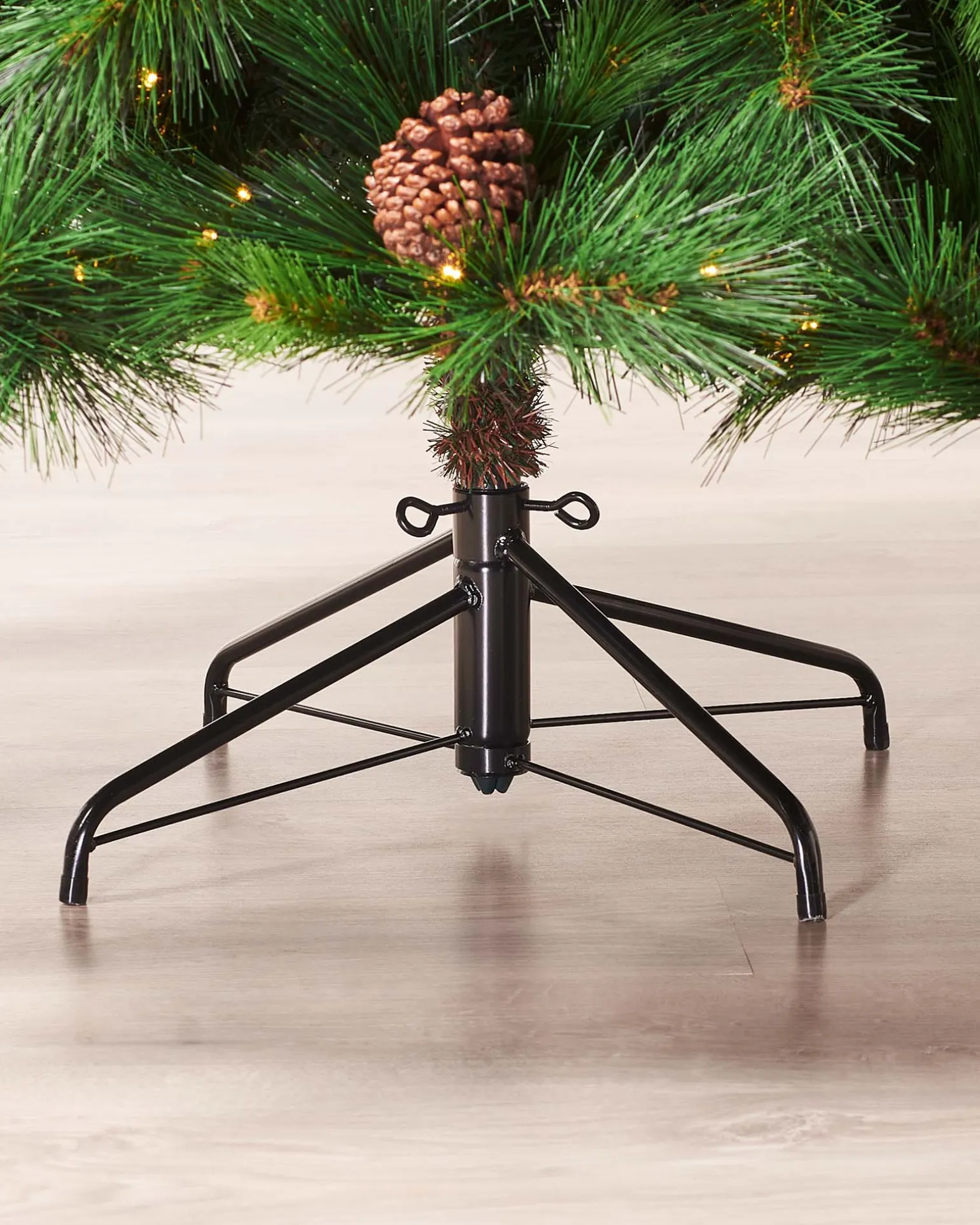 WeRChristmas Pre-Lit Portland Spruce Christmas Tree, 6.5 Ft^ Premium Christmas Trees|Pre Lit Christmas Trees
