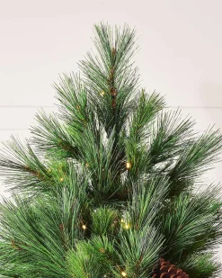 WeRChristmas Pre-Lit Portland Spruce Christmas Tree, 6.5 Ft^ Premium Christmas Trees|Pre Lit Christmas Trees