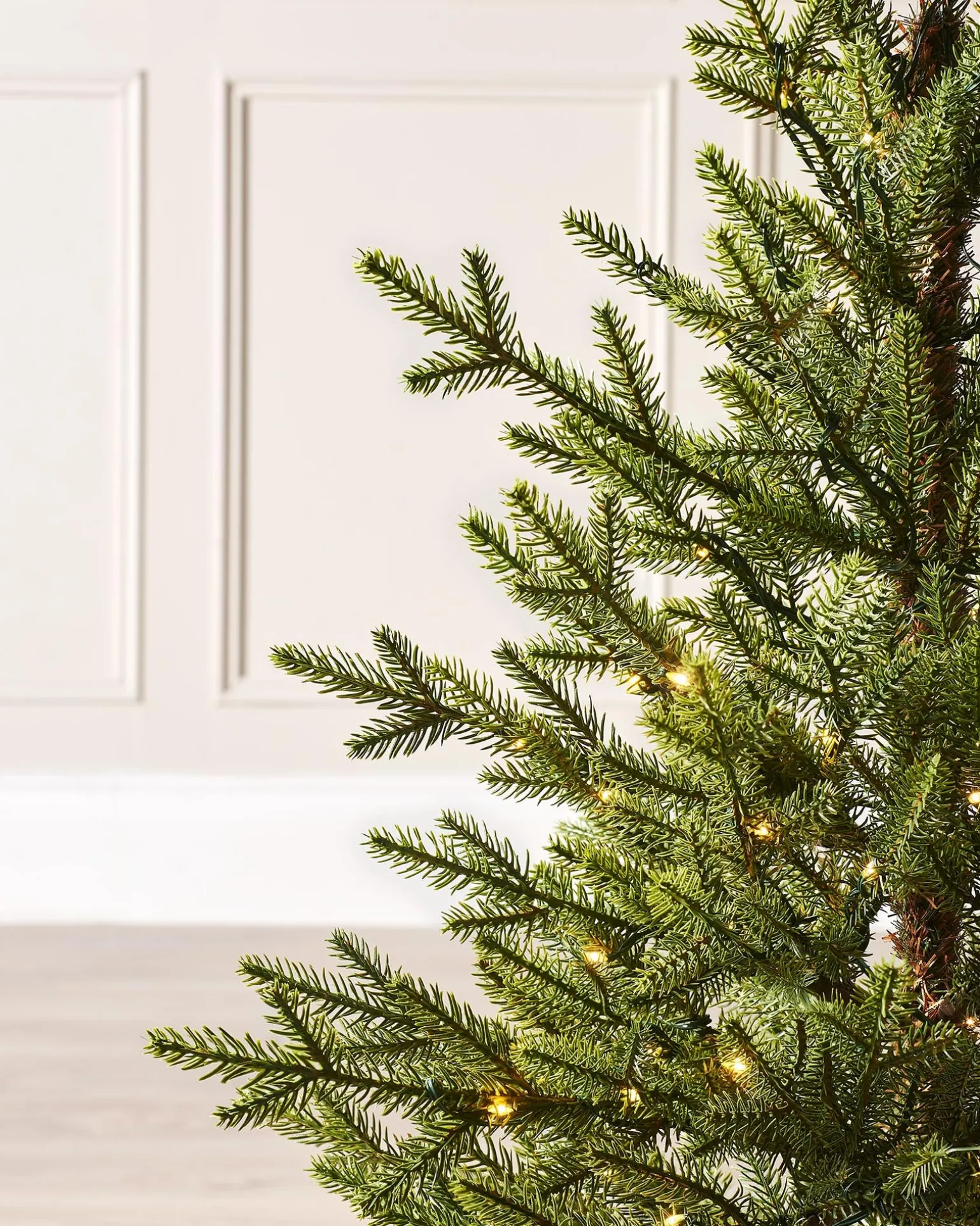 WeRChristmas Pre-Lit Potted Douglas Fir Christmas Tree, 3 Ft^ Budget Christmas Trees|Potted Christmas Trees