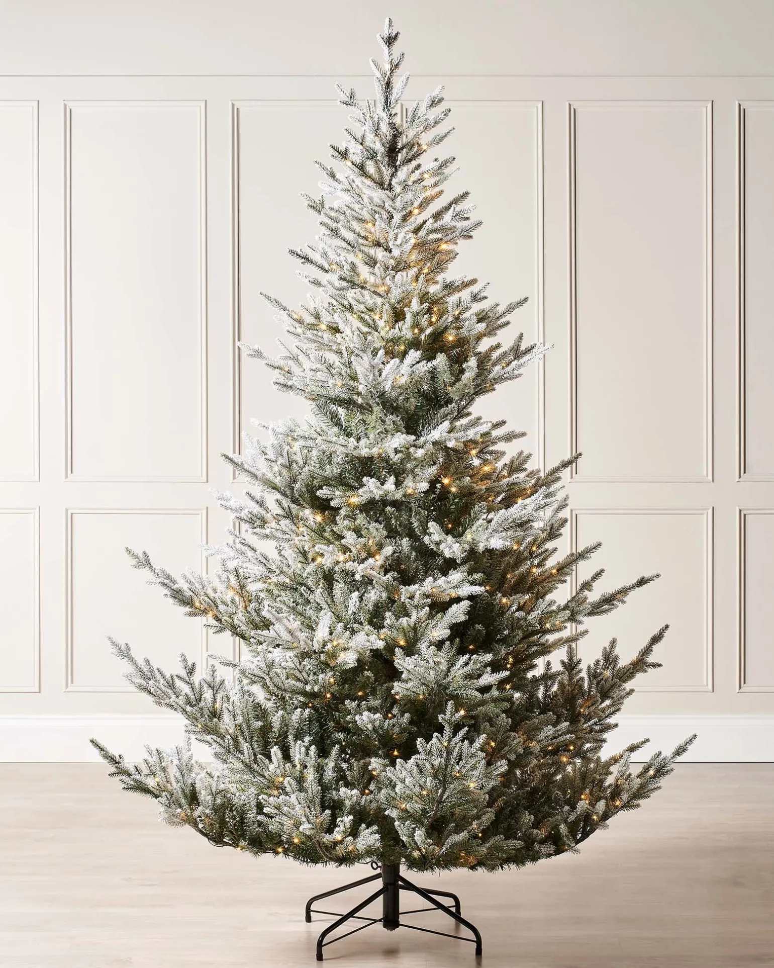 WeRChristmas Pre-Lit Snow Flocked Douglas Fir Christmas Tree, 6 Ft^ Premium Christmas Trees|Snow Flocked Christmas Trees