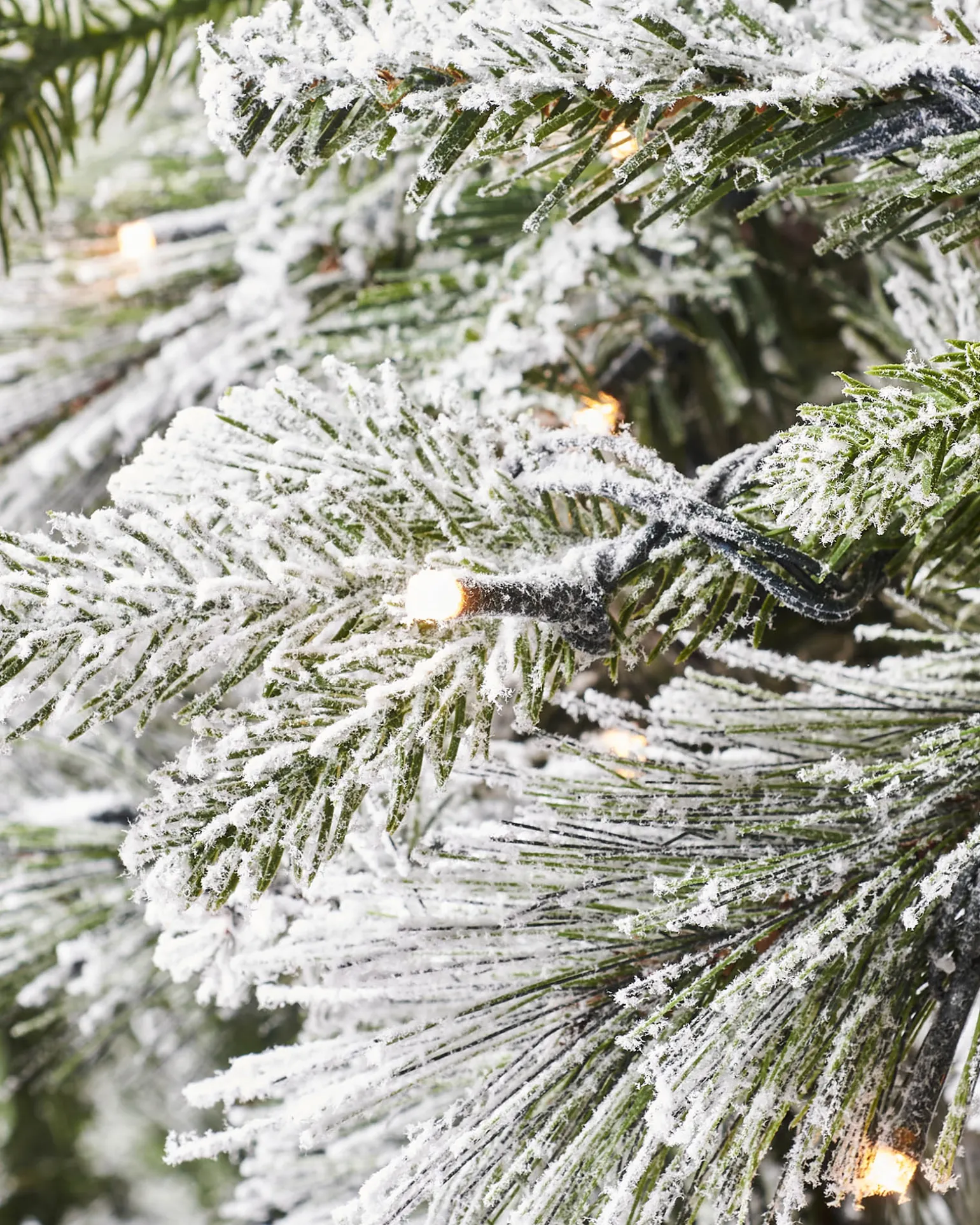 WeRChristmas Pre-Lit Snow Flocked Mixed Pine Christmas Tree, 7 Ft^ Snow Flocked Christmas Trees|Pre Lit Christmas Trees
