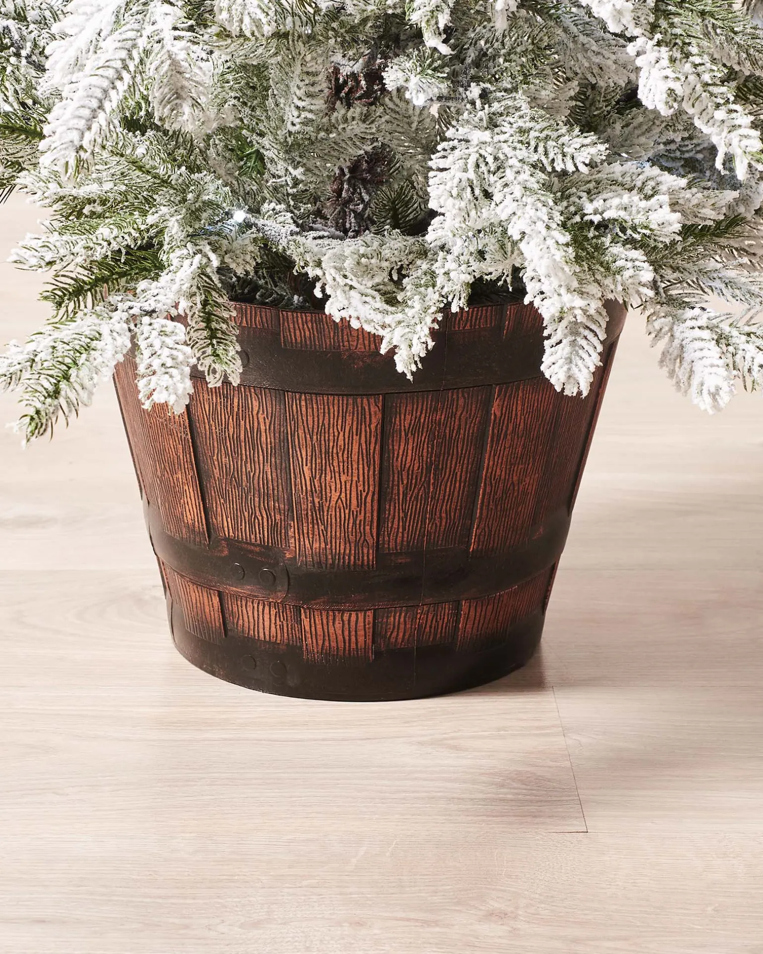 WeRChristmas Pre-Lit Snow Flocked Potted Christmas Tree, 4 Ft^ Budget Christmas Trees|Potted Christmas Trees