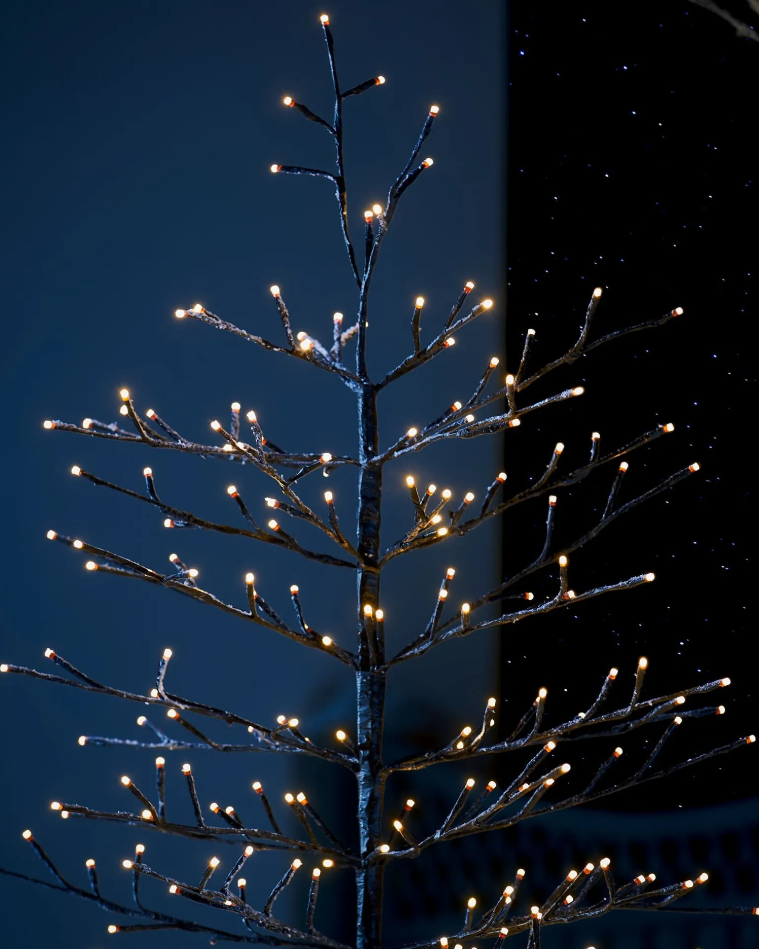 WeRChristmas Pre-Lit Snow Flocked Twig Tree, 4 Ft^ Tree Silhouettes|Budget Christmas Trees