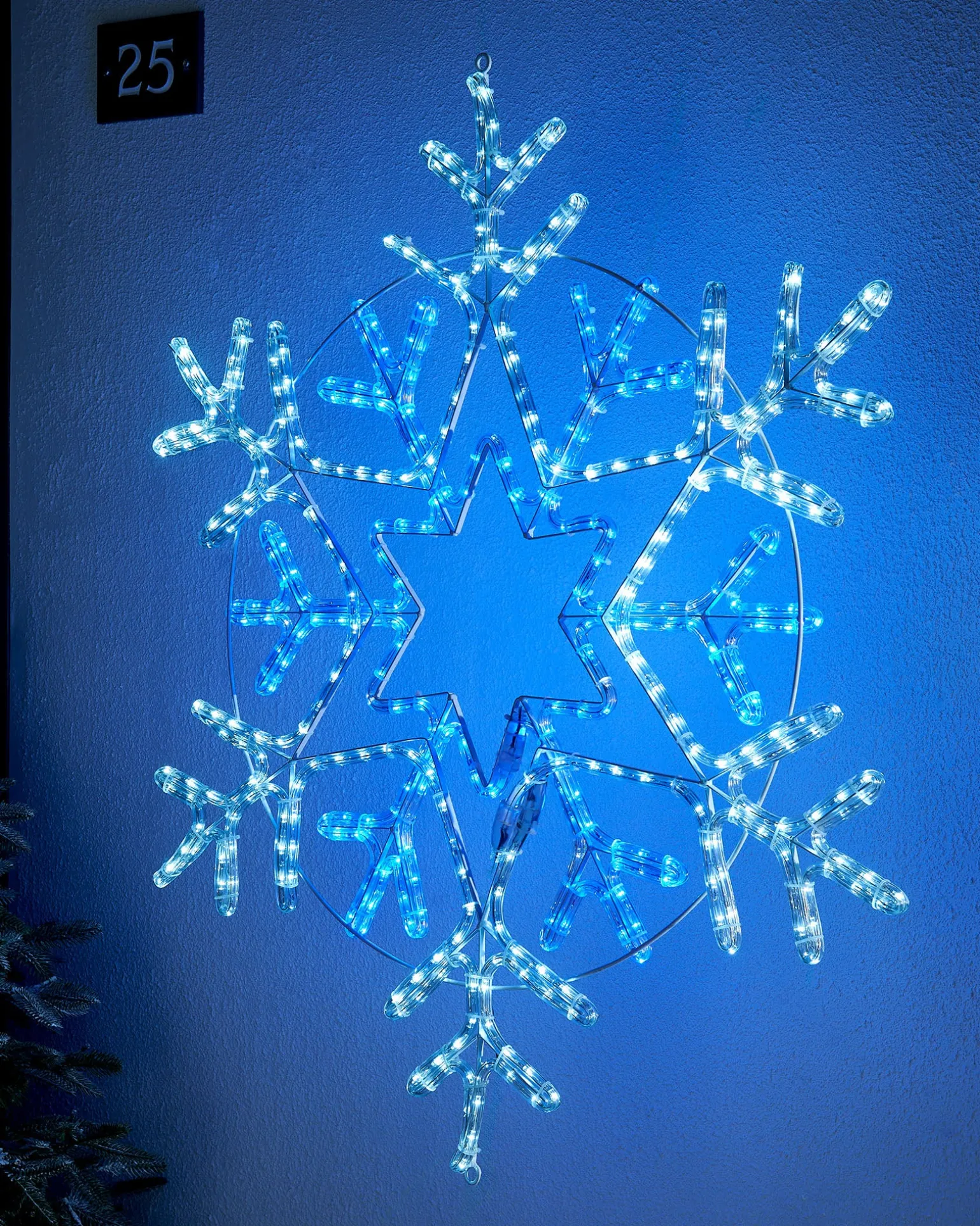 WeRChristmas Pre-Lit Snowflake Rope Light Silhouette, 90 Cm^ Festive Star, Snowflake & Sign Lights