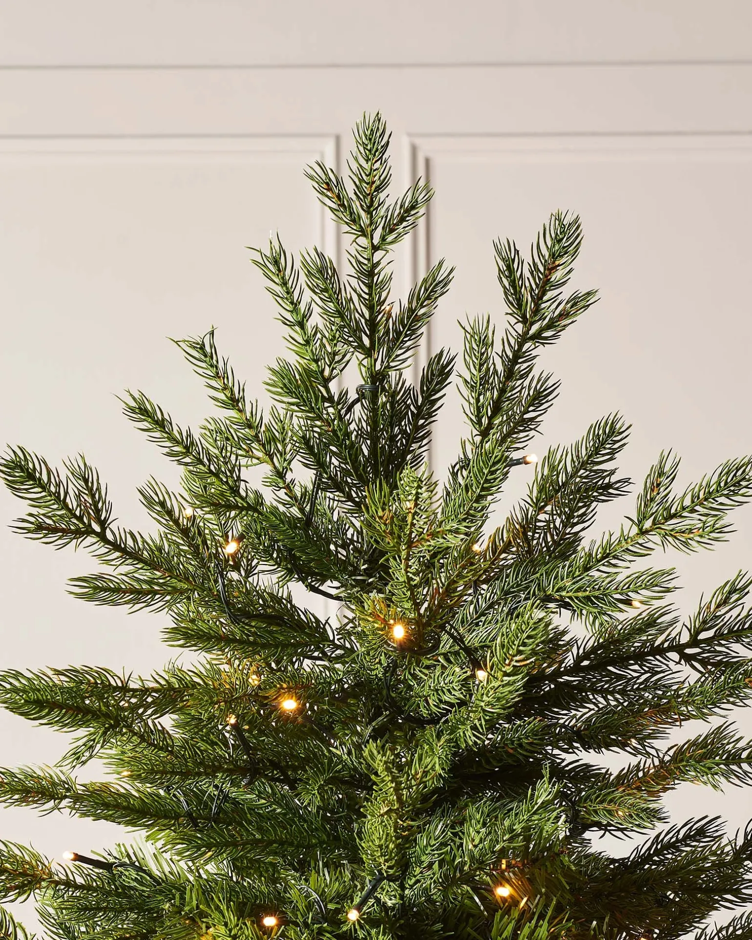 WeRChristmas Pre-Lit Windsor Fir Christmas Tree, 7 Ft^ Premium Christmas Trees|Pre Lit Christmas Trees