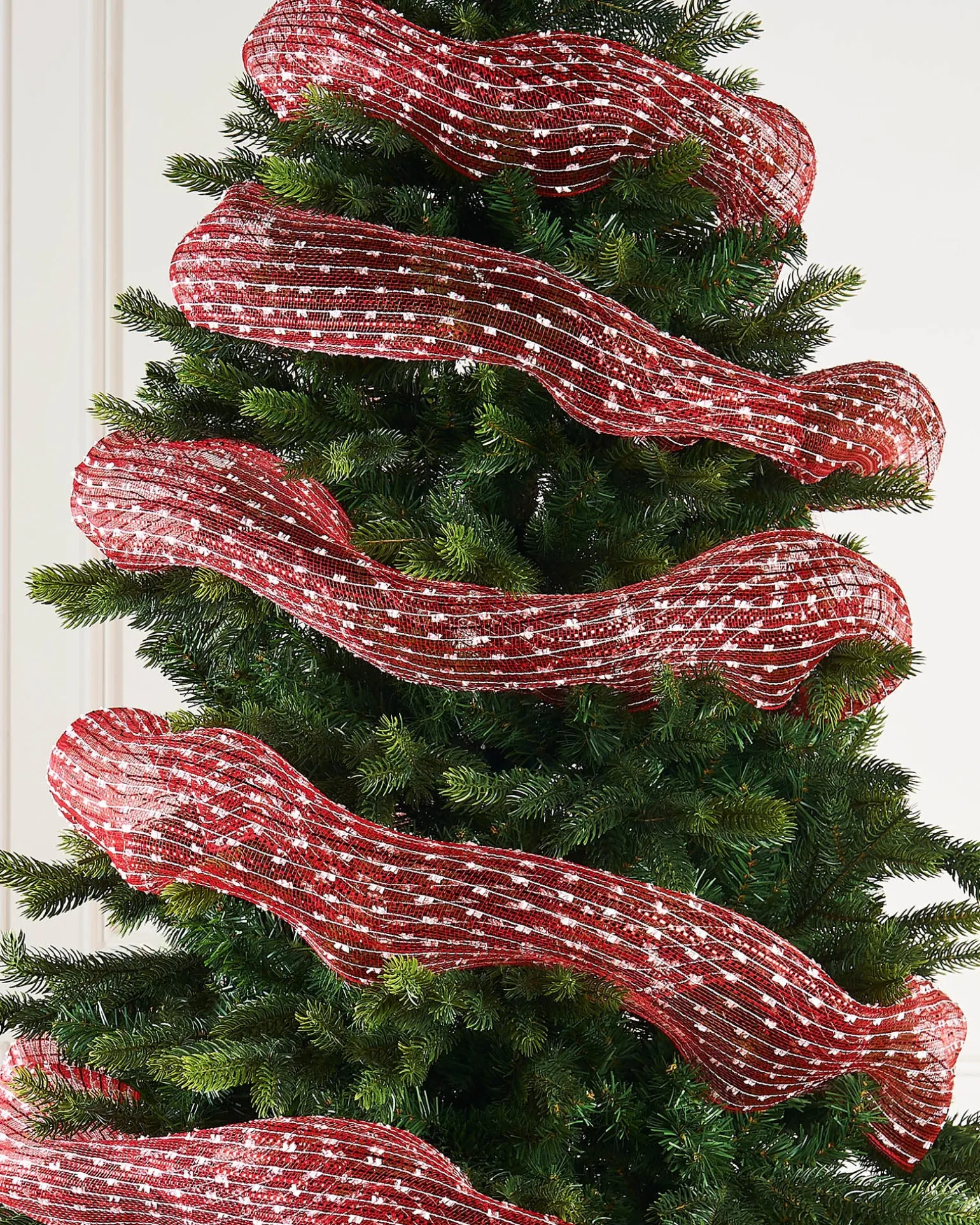WeRChristmas Red And White Mesh With Red Foil, 9 M^ Deco Mesh