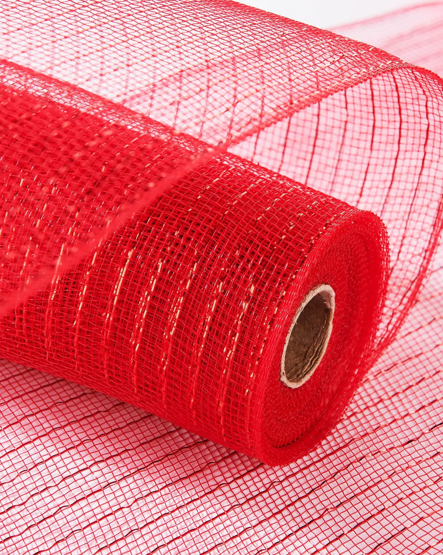 WeRChristmas Red Mesh With Red Foils, 9 M^ Deco Mesh