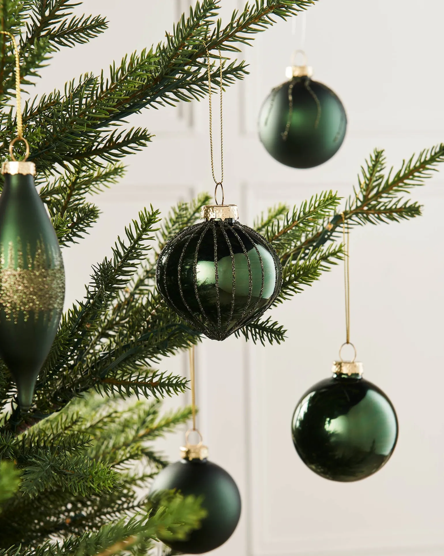 WeRChristmas Sage Green Glass Baubles, 20 Pack^ Glass Baubles