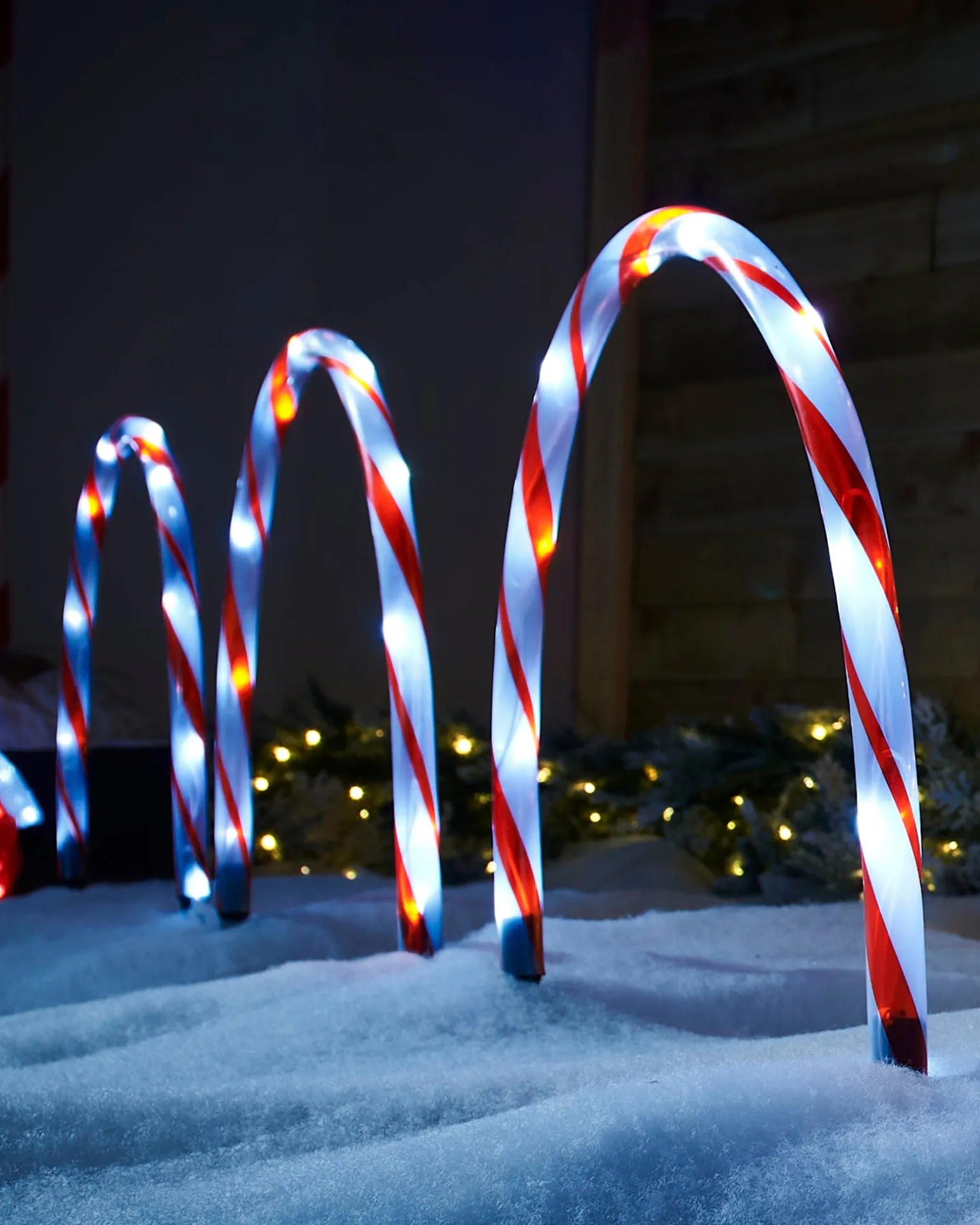 WeRChristmas Set Of 4 Candy Cane Arch Pathway Stake Lights, 50 Cm^ Pathway Lights