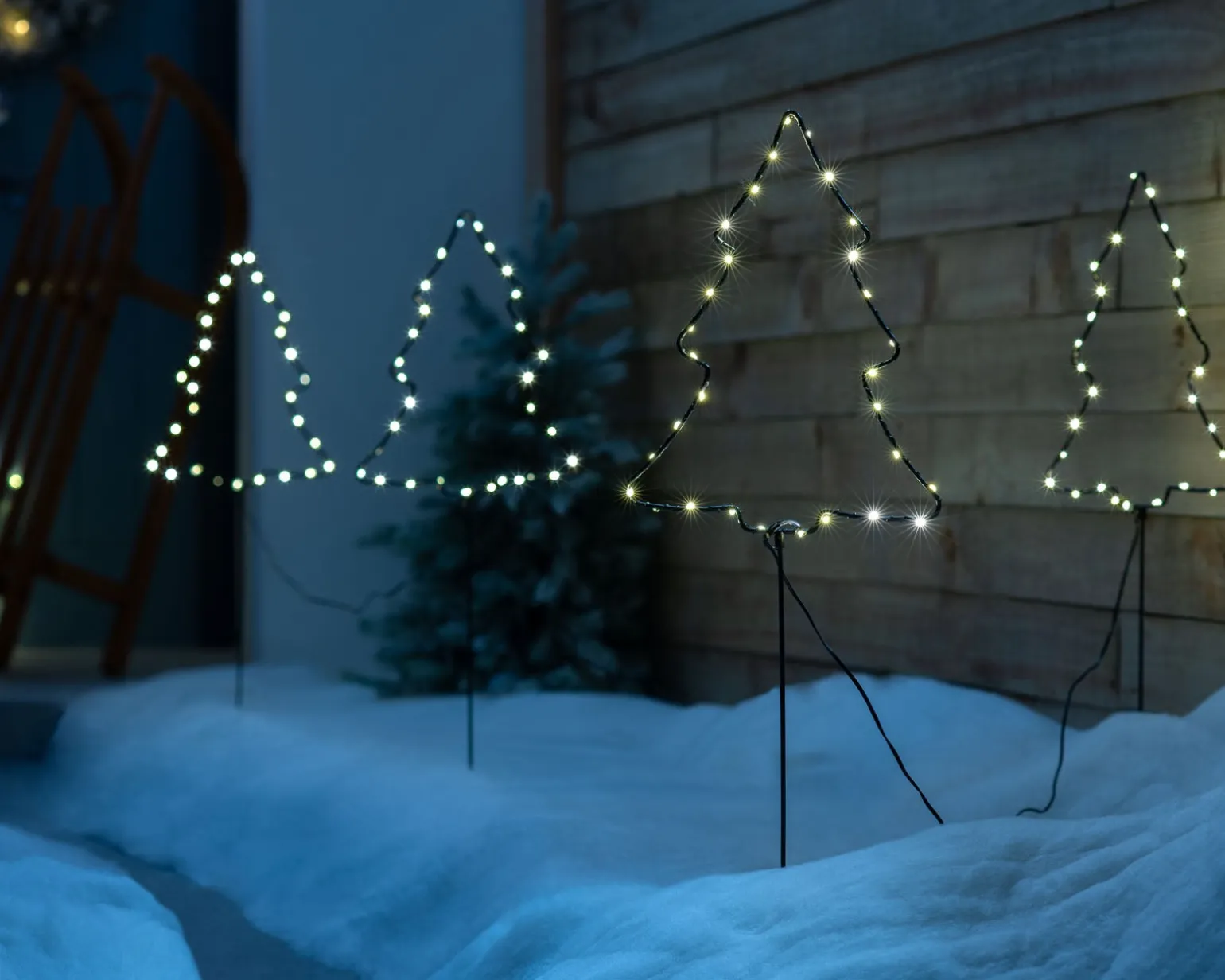 WeRChristmas Set Of 4 Christmas Tree Pathway Stake Lights, 70 Cm^ Pathway Lights