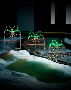 WeRChristmas Set Of 3 Giftbox Pathway Stake Lights, 40 Cm^ Pathway Lights