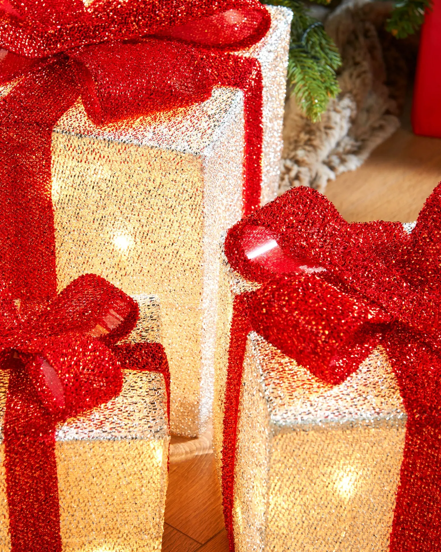 WeRChristmas Set Of 3 Pre-Lit Gift Box Silhouettes, White^ Table Decorations