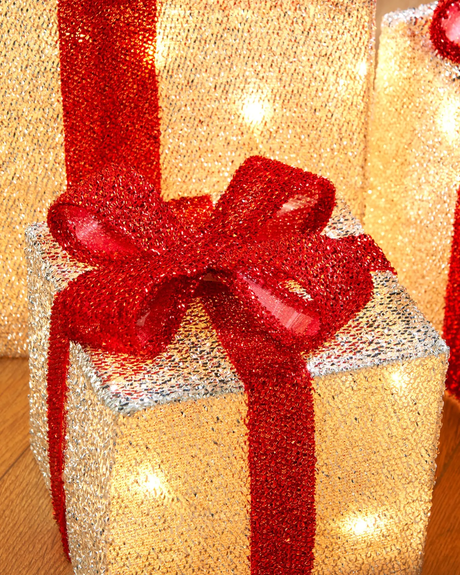 WeRChristmas Set Of 3 Pre-Lit Gift Box Silhouettes, White^ Table Decorations