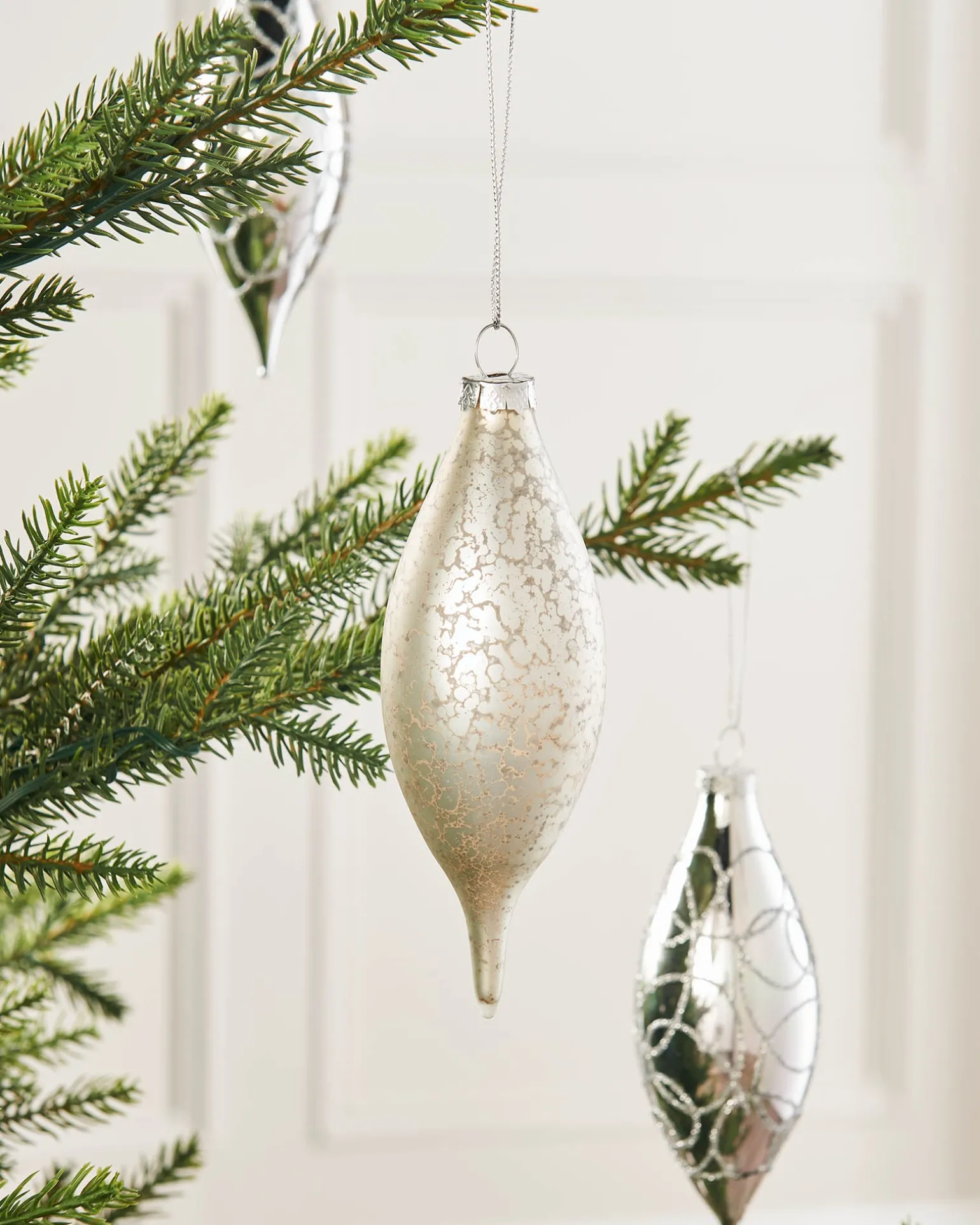 WeRChristmas Silver Glass Baubles, 5 Pack, 15 Cm^ Glass Baubles