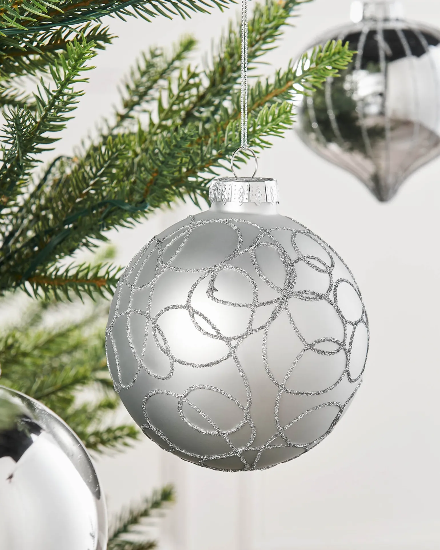 WeRChristmas Silver Glass Baubles, 6 Pack, 10 Cm^ Glass Baubles