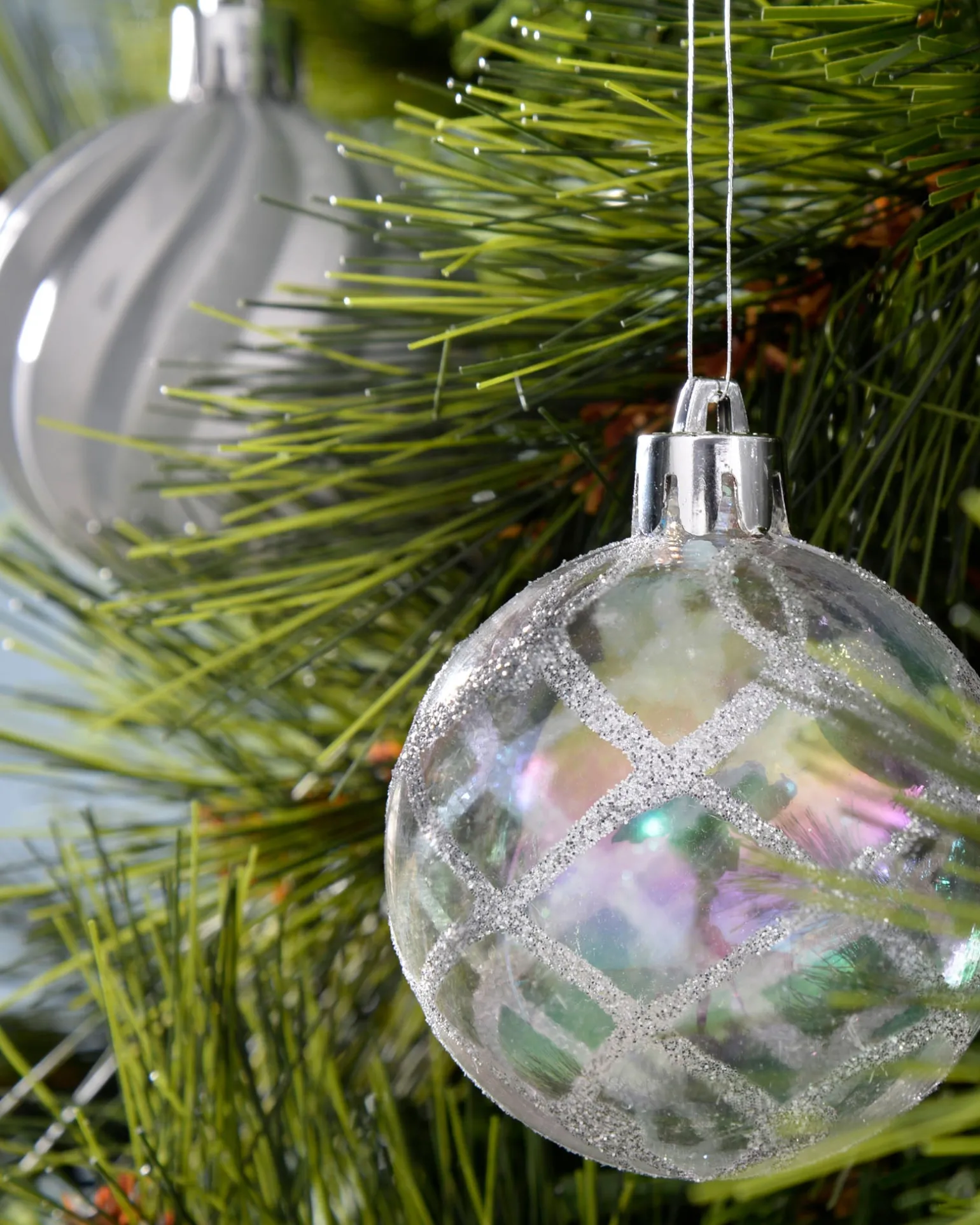 WeRChristmas Silver Shatterproof Baubles, 48 Pack, 6 Cm^ Shatterproof Baubles