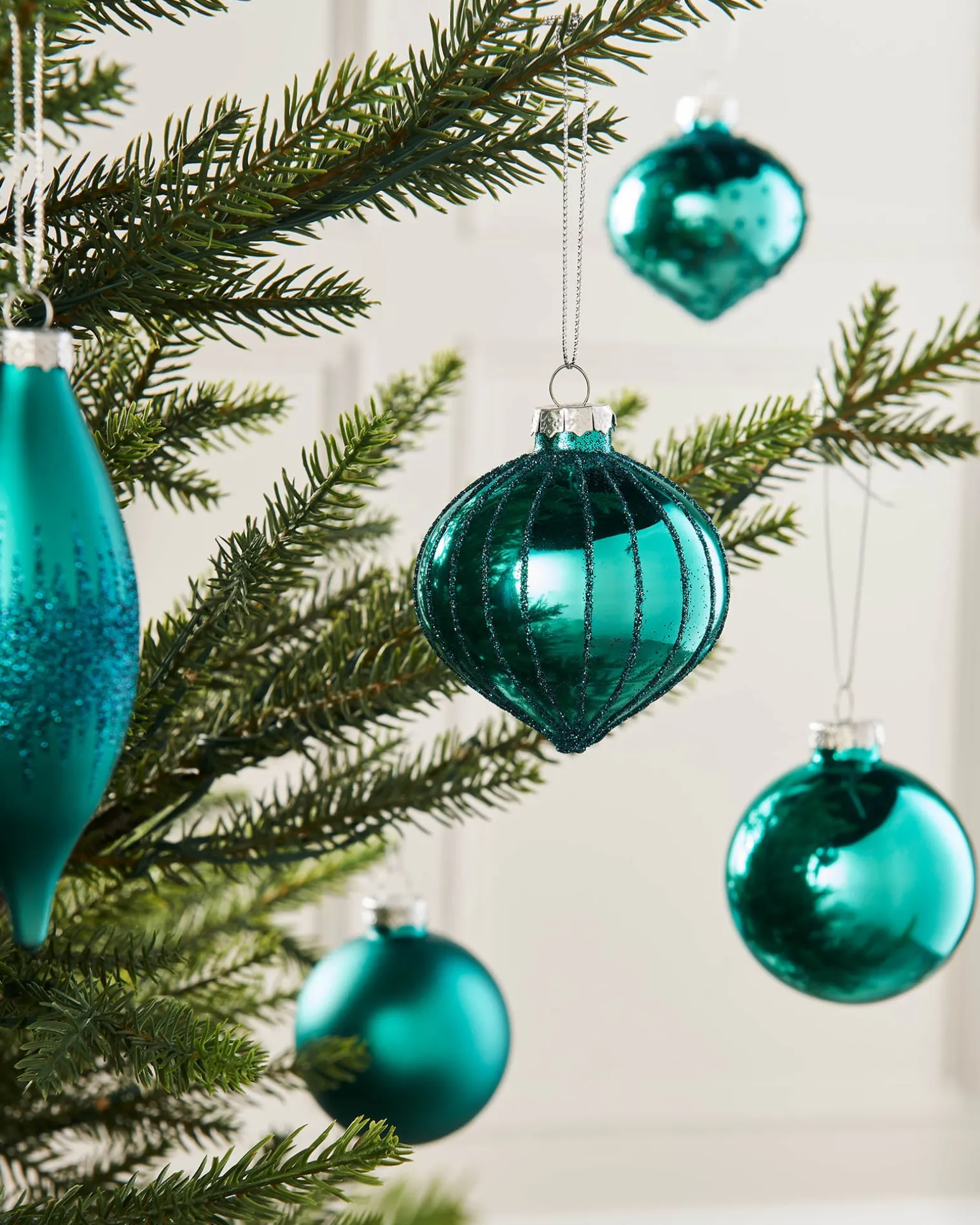 WeRChristmas Teal Glass Baubles, 20 Pack^ Glass Baubles