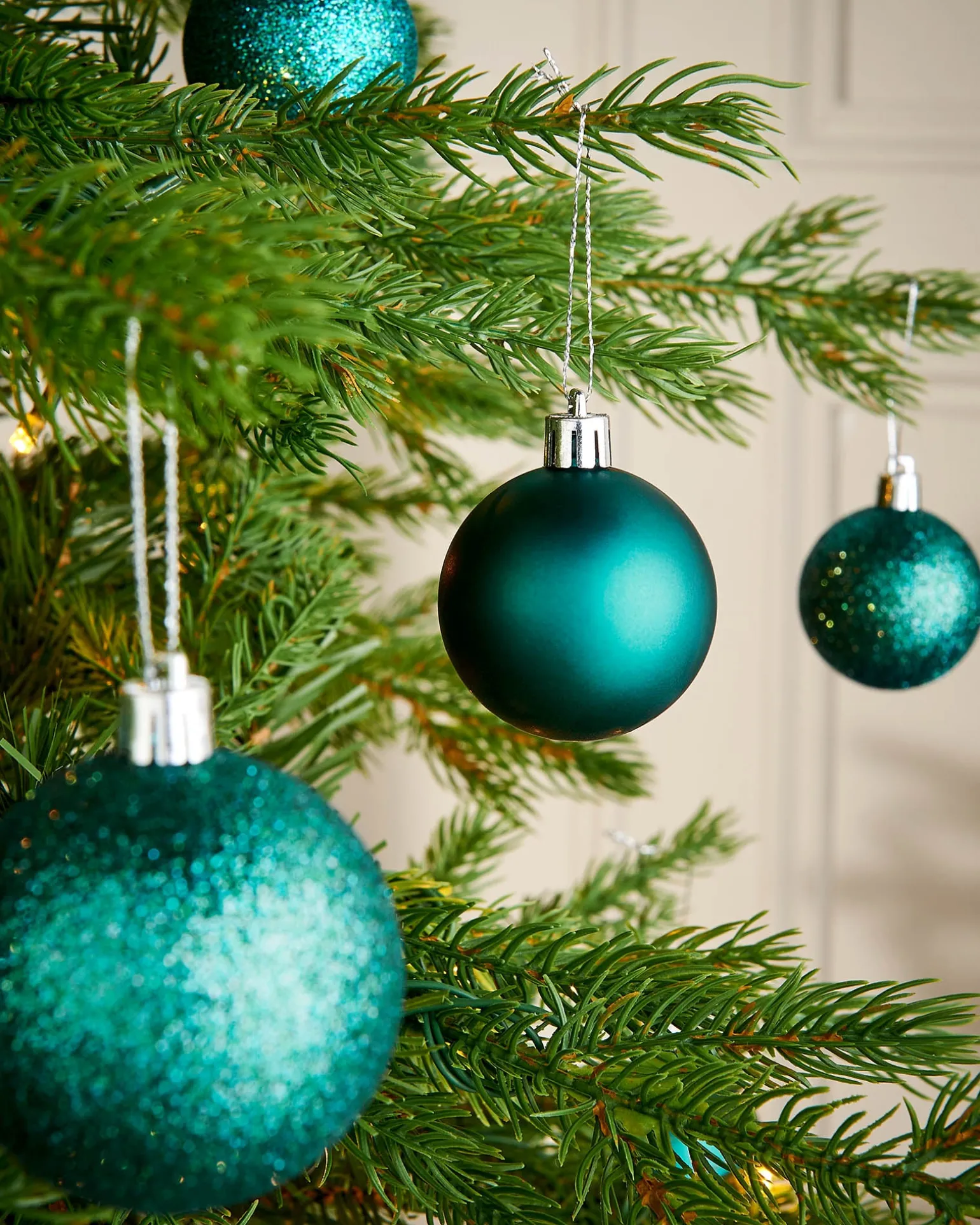 WeRChristmas Teal Shatterproof Bauble, 50 Pack^ Shatterproof Baubles