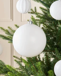 WeRChristmas White Large Matt Shatterproof Bauble, 15 Cm^ Oversized Baubles|Shatterproof Baubles