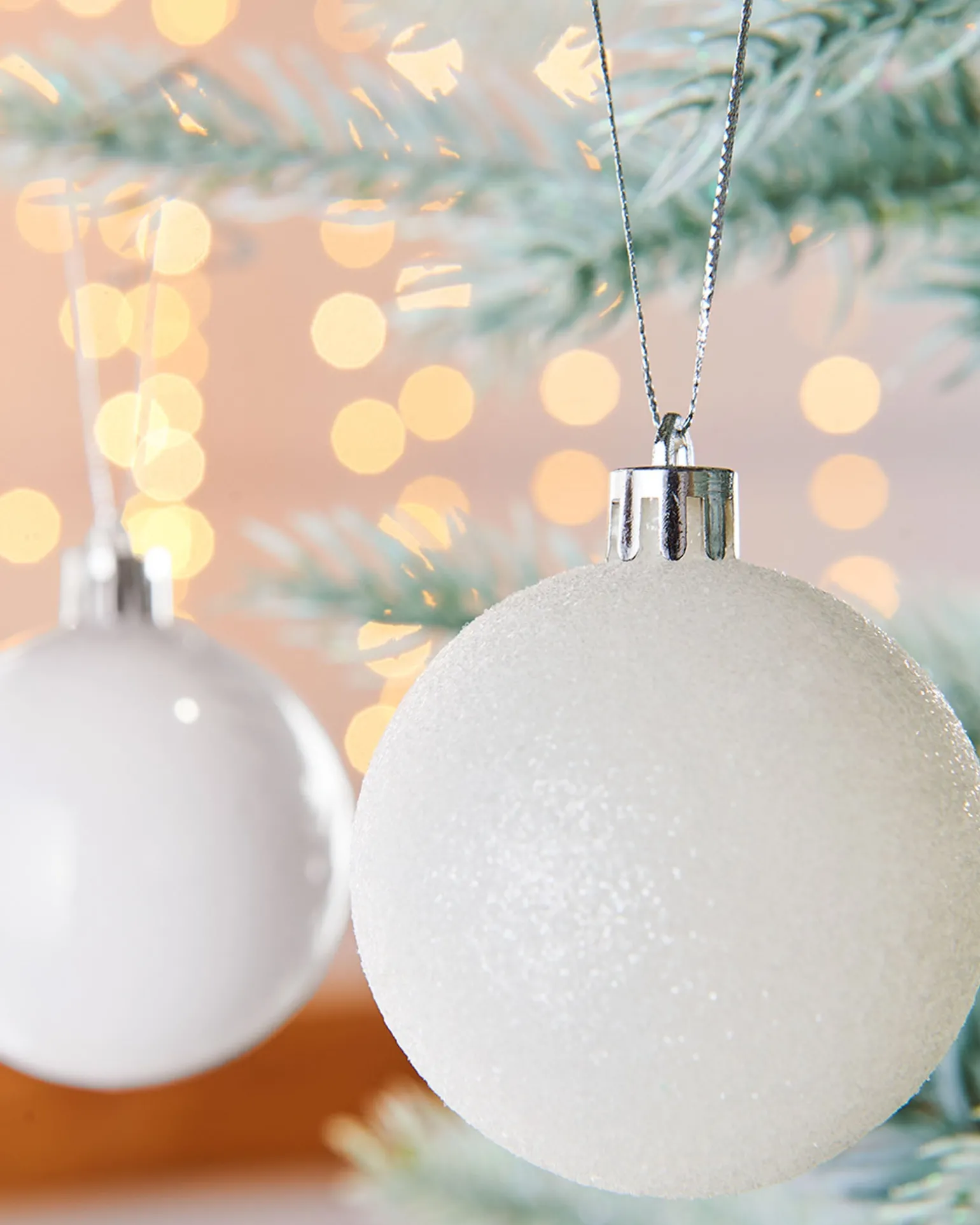 WeRChristmas White Shatterproof Baubles, 42 Pack, 6 Cm^ Shatterproof Baubles